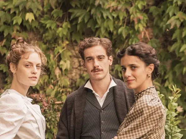 Giovanni Pascoli era davvero come lo racconta Zvanì? Ecco la storia vera