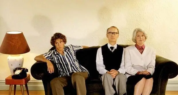 Italia: due giovani adulti su tre vivono ancora in casa