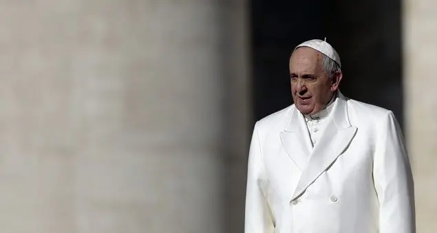 Papa e celibato: ma i parroci presenti dicono che...