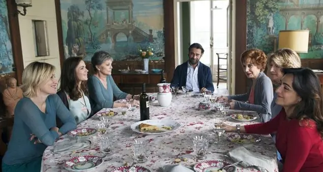 Latin Lover, la famiglia nonostante tutto