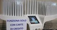 A Caravaggio messe solo con carta di credito