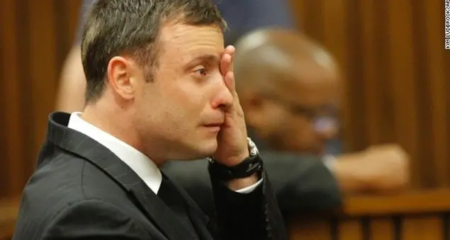 Tutti contro l’atleta. Ieri eroe oggi mostro