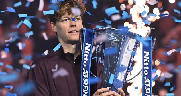 Sinner batte Alcaraz: \"Vedo più lui che la mia famiglia\"