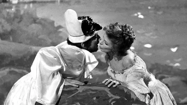 Ornella Vanoni, novant'anni di vita in immagini