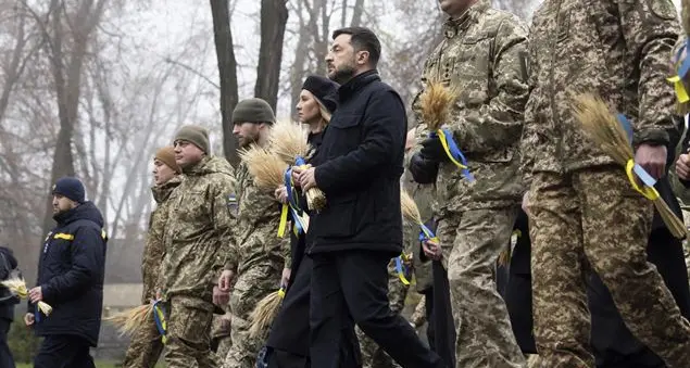 Con il piano di Trump Kyiv a un bivio: perdere la dignità o il principale alleato?