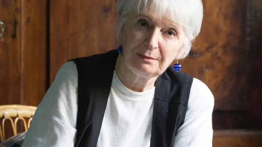 La recensione del romanzo di Bianca Pitzorno \"La sonnambula\", tra i 12 libri finalisti del Premio Strega