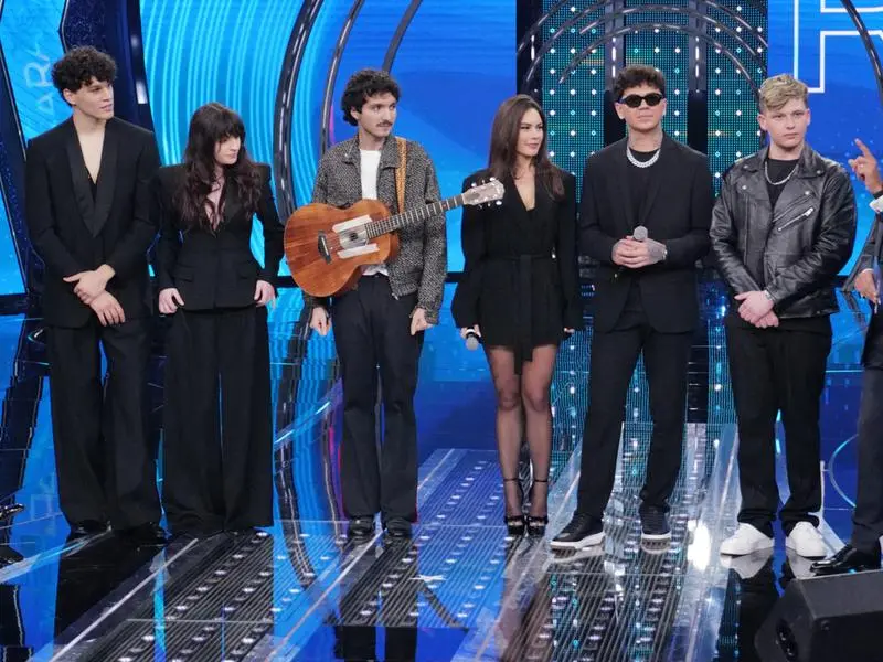 Sanremo 2026, chi sono (e cosa cantano) i giovani in gara per le Nuove Proposte