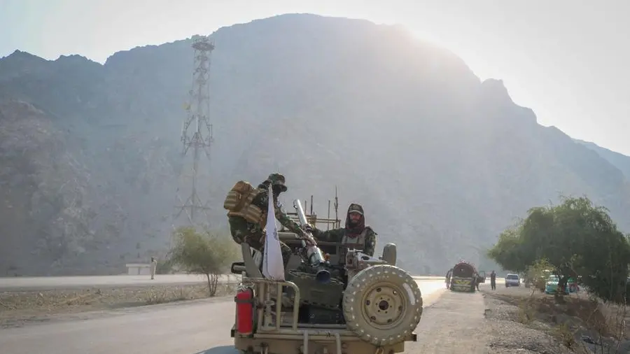 Alta tensione in Asia: fra Pakistan e Afghanistan è «guerra aperta»