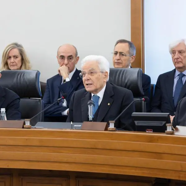 Polemiche e referendum, il chiaro messaggio di Mattarella: «Tutte le istituzioni rispettino il Csm»