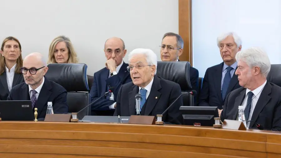 Tra polemiche e referendum, il messaggio di Mattarella è chiaro: «Tutte le istituzioni rispettino il Csm nell’interesse dell’Italia»