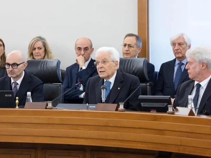 Tra polemiche e referendum, il messaggio di Mattarella è chiaro: «Tutte le istituzioni rispettino il Csm nell’interesse dell’Italia»