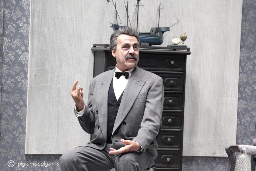 Solenghi revives Govi ​​without museum nostalgia: “Colpi di rudder” is popular theater in the noblest sense