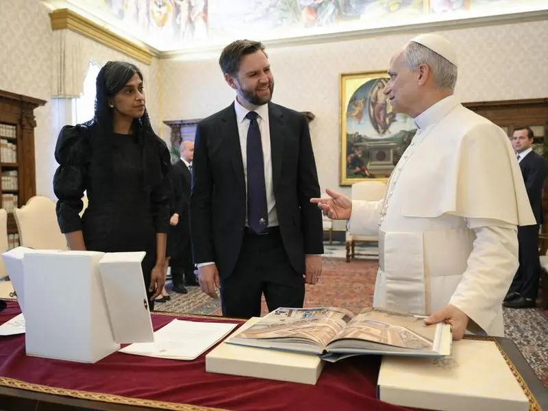 Anche JD Vance, il vice di Trump, attacca il Papa: «Il Vaticano si occupi di questioni morali»