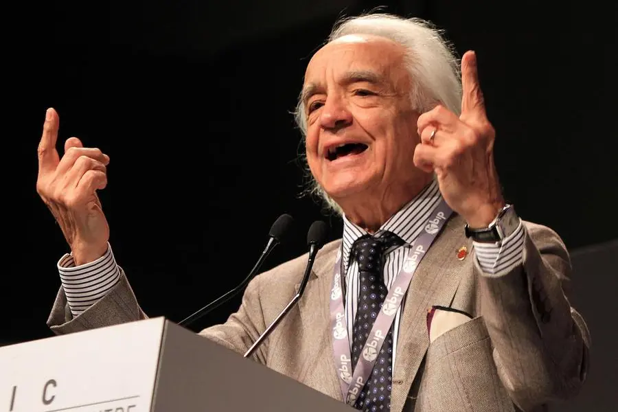 Il professore Antonino Zichichi durante l'intervento tenuto oggi, 19 maggio 2010, in apertura dei lavori di Research, la ''borsa'' della ricerca. MATTEO BAZZI/GID