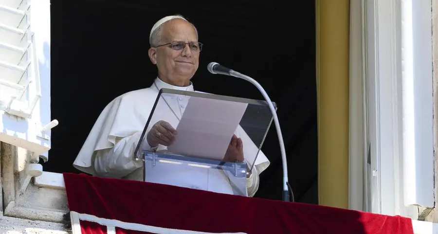 Il Papa: «Cristo è speranza sotto il flagello della guerra». Da oggi le vacanze a Castel Gandolfo