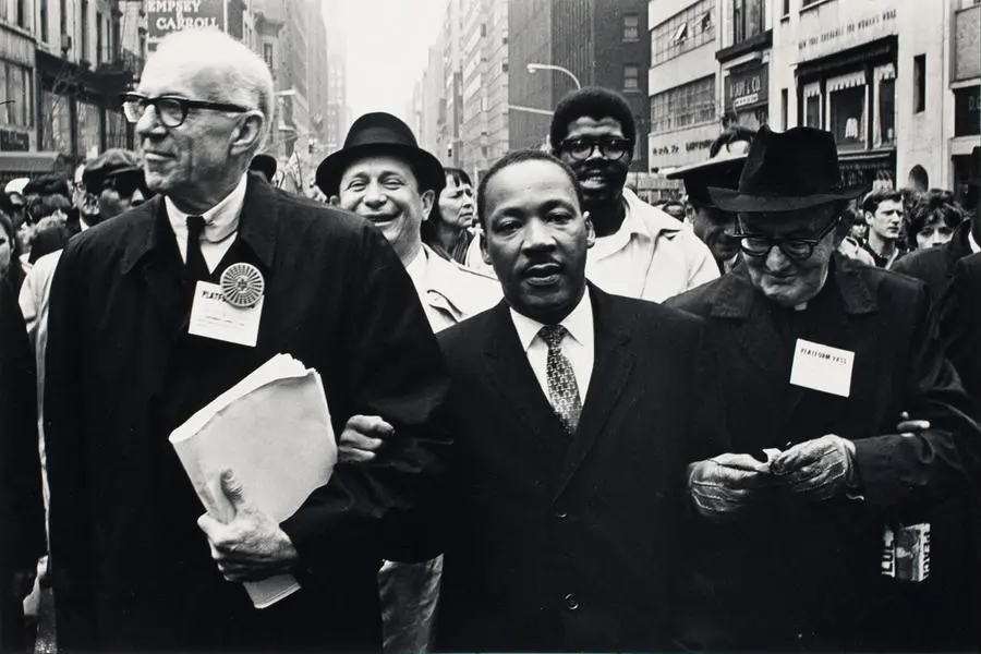 Nella foto: Martin Luther King, insieme ad altri rappresentanti religiosi, in una manifestazione di solidariet\\u00E0 all\\u2019Onu il 15 aprile 1967. Viene citato in Magnifica humanitas, insieme ad altri \\u00ABche con il loro impegno hanno contribuito a rendere pi\\u00F9 umana la storia\\u00BB (n. 124). , Alamy Stock Photo