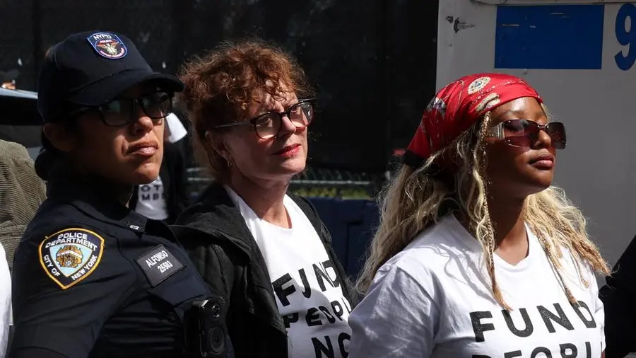 Chi è Susan Sarandon, la suora più famosa del cinema, arrestata per le proteste contro Netanyahu