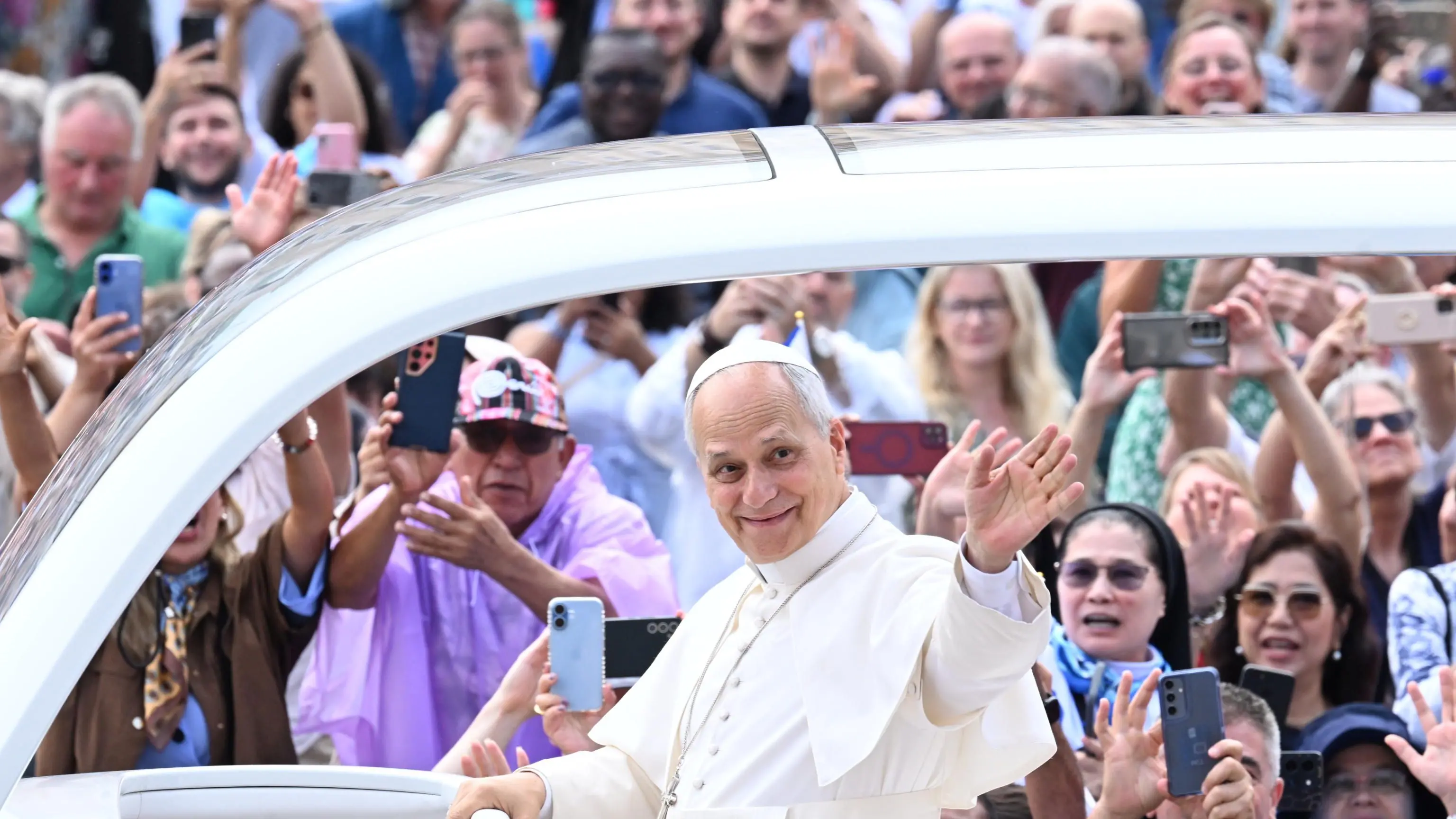 ore 20,15 - Diretta streaming, il Papa a Madrid incontra i giovani