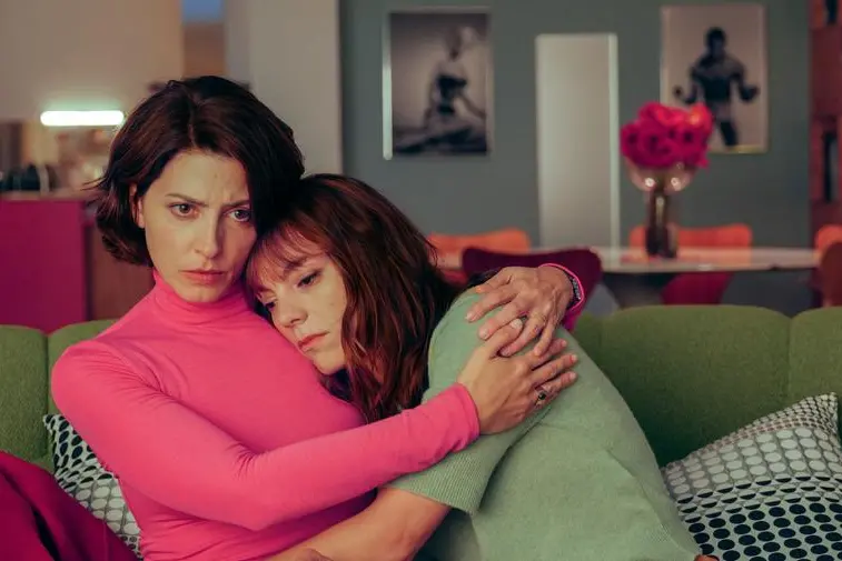 Una scena di \"Amarga Navidad\" di Pedro Almod\\u00F3var, presentato ieri a Cannes.