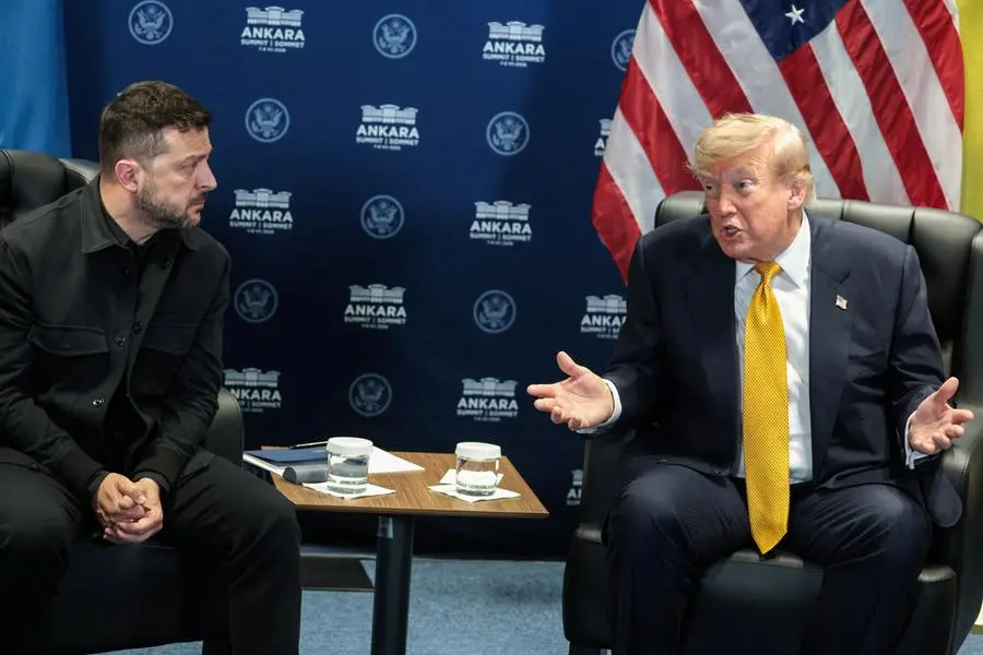 Donald Trump and Volodymyr Zelensky at the bilateral meeting.