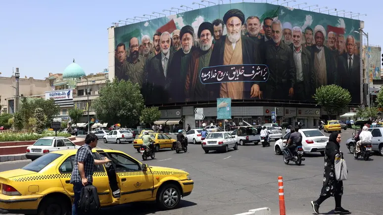 La repubblica del silenzio: se la normalità a Teheran si paga con i diritti