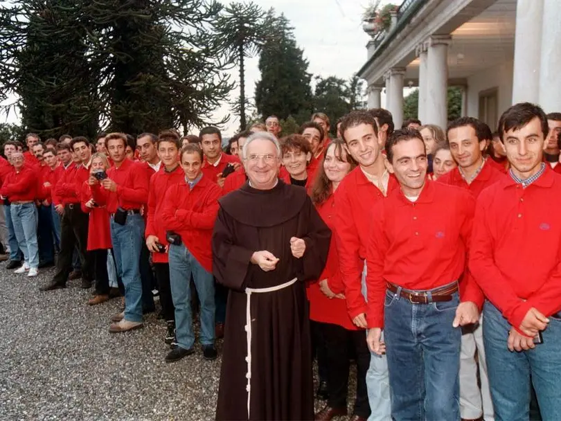 Addio a padre Eligio, il frate fuori dagli schemi che fondò Telefono Amico e Mondo X