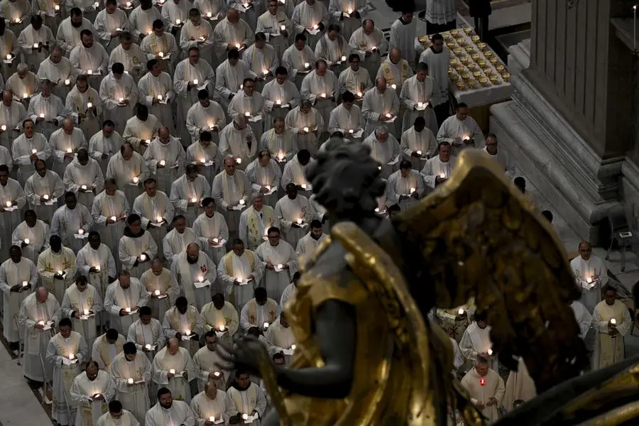 La Messa per la Giornata della Vita consacrata nella Basilica di San Pietro il 2 febbraio scorso