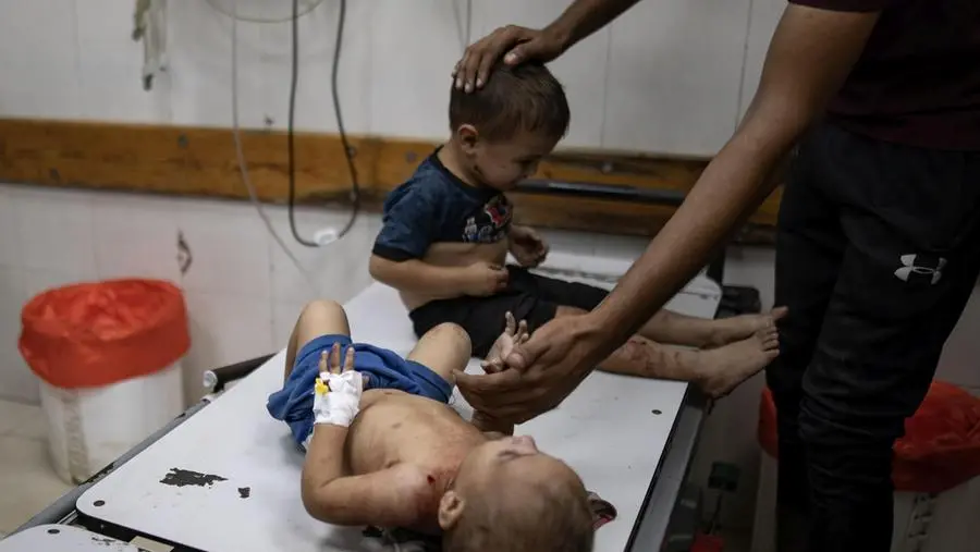 I bambini in guerra scrivono ai fabbricanti di armi: «Fermatevi»