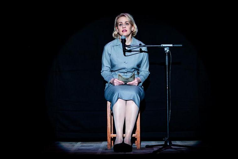 My name is Maria Stuarda: simple story of a woman