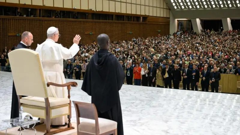 Leone XIV agli insegnanti di religione: «Siate un trampolino di lancio nell’interiorità dei vostri ragazzi»