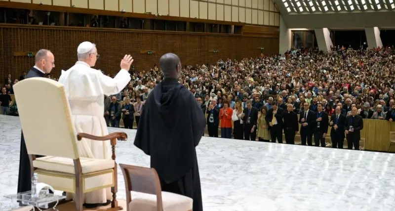 Leone XIV agli insegnanti di religione: «Siate un trampolino di lancio nell’interiorità dei vostri ragazzi»