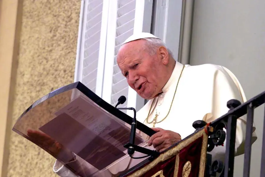 Saint John Paul II recites the Angelus in Castel Gandolfo in 2001