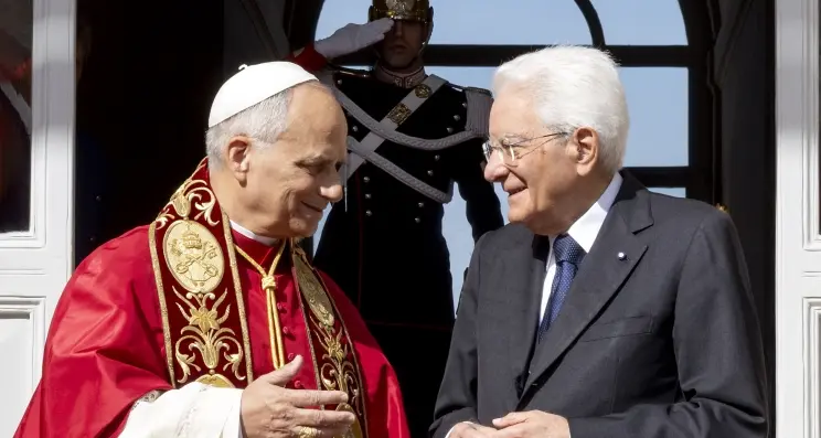 Gli auguri di Mattarella al Papa: «Recuperare al più presto le ragioni del dialogo»