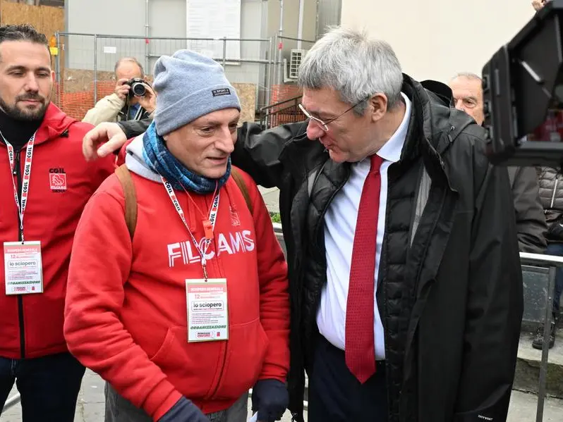 Fabio Giomi licenziato dal supermercato per il “test del carrello”, il giudice lo reintegra