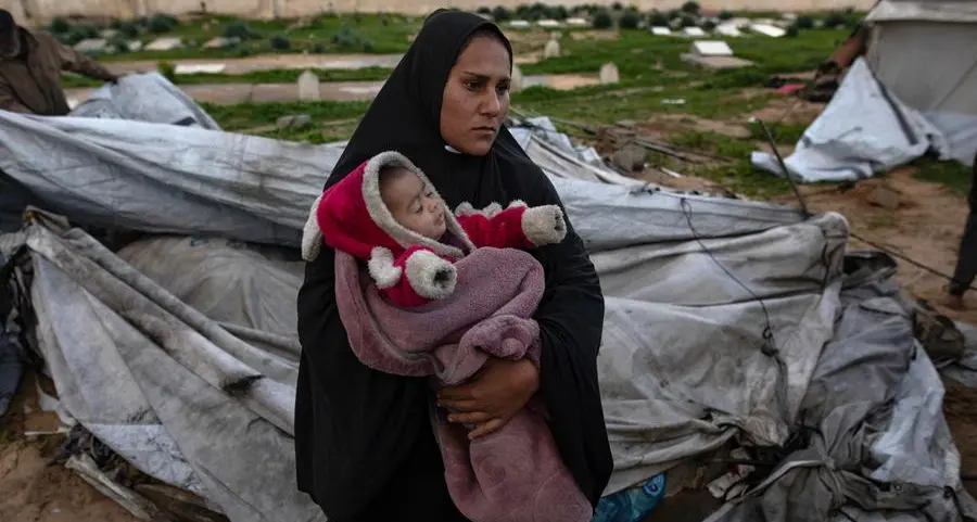 Gaza, nella disperazione più totale la speranza è una vita che nasce