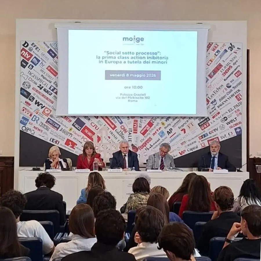 La presentazione a Roma della \\\"class action inibitoria\\\" nei confronti di Meta e TikTok.