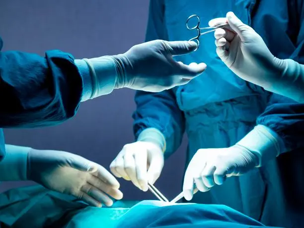 Pellai, che vita aspetta i ragazzi sopravvissuti a Crans-Montana