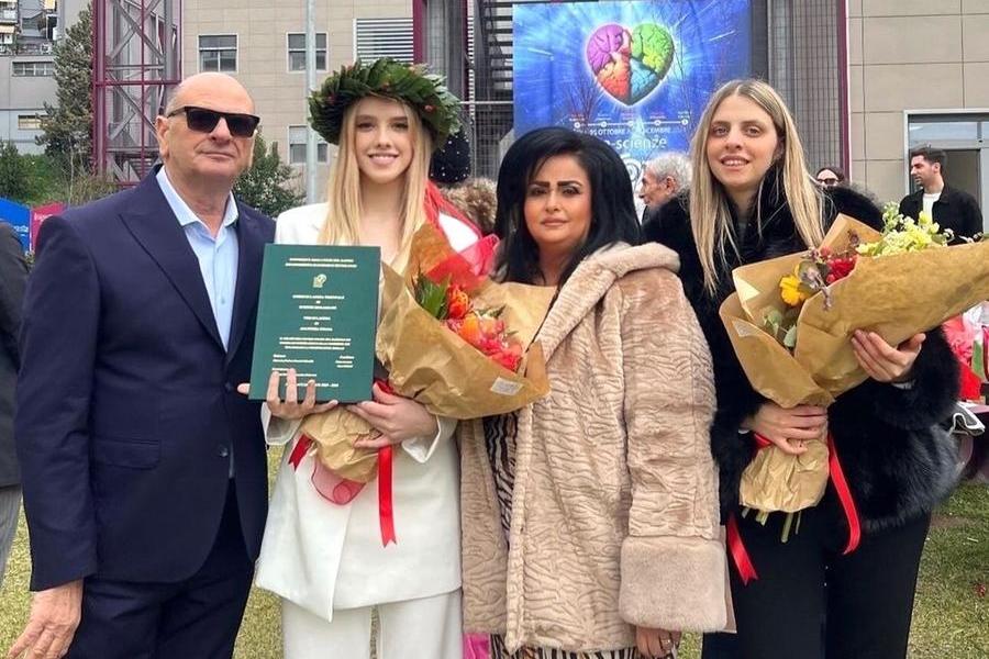 «Adoption doesn’t save, it welcomes»: Fatima Sarnicola talks about her double birth after the orphanage «Adoption doesn’t save, it welcomes»: Fatima Sarnicola talks about her double birth after the orphanage