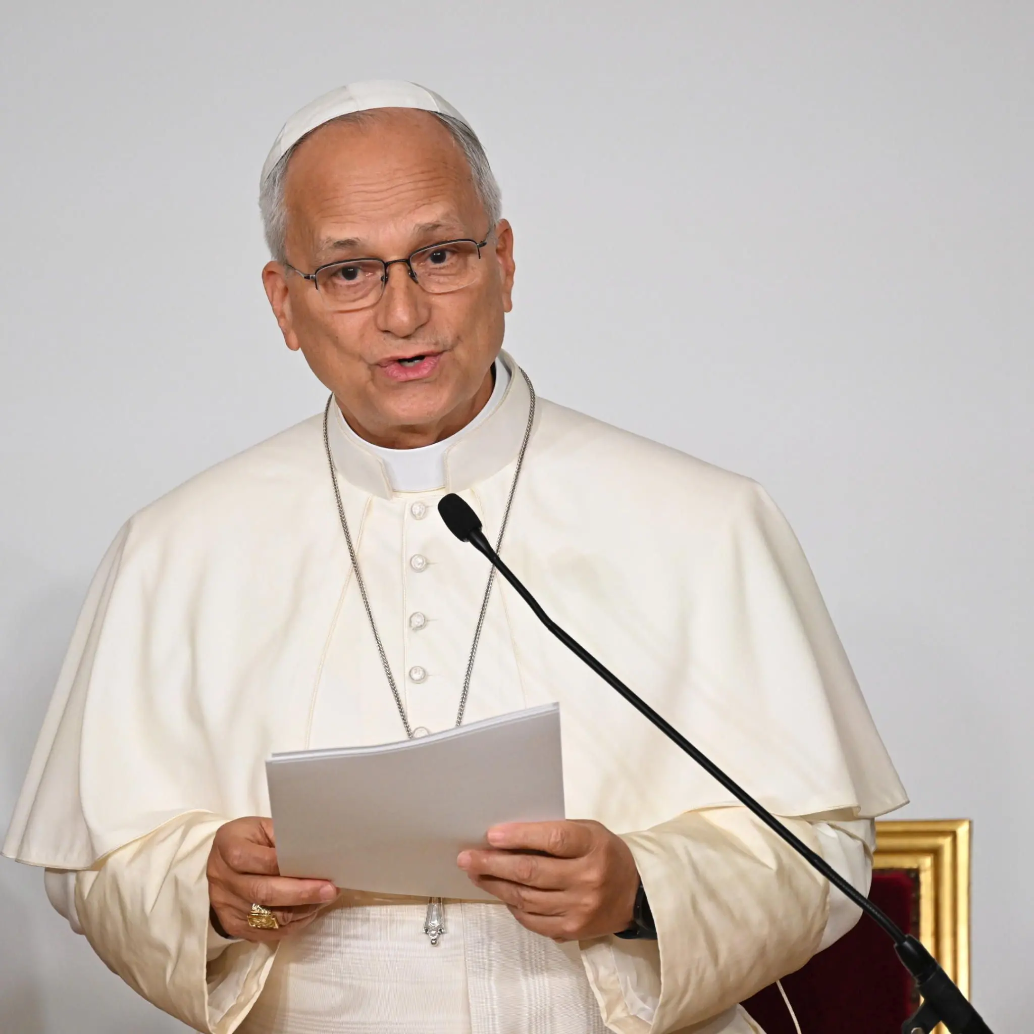 ore 10 - Diretta streaming, il Papa in Francia, a Metz l'incontro interreligioso e il meeting per l'Europa