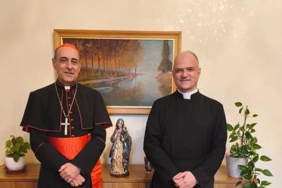 L\\'incontro tra il Prefetto il cardinale Victor Manuel Fernandez e don Davide Pagliarini, inviato della Fraternit\\u00E0 sacerdotale San Pio X (lefebvriani) del 12 febbraio scorso in Vaticano ANSA , ANSA