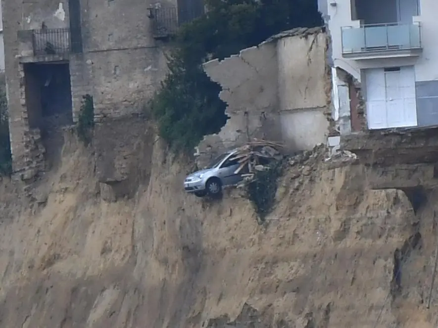 Niscemi, Arenzano e l’Italia che si sgretola. L’esperta: «I segnali c’erano, ma lo Stato continua a far finta di niente»