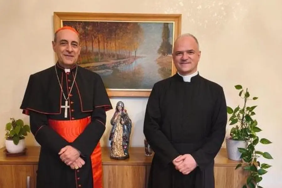 L\\'incontro tra il Prefetto il cardinale Victor Manuel Fernandez e don Davide Pagliarini, inviato della Fraternit\\u00E0 sacerdotale San Pio X (lefebvriani) del 12 febbraio scorso , ANSA