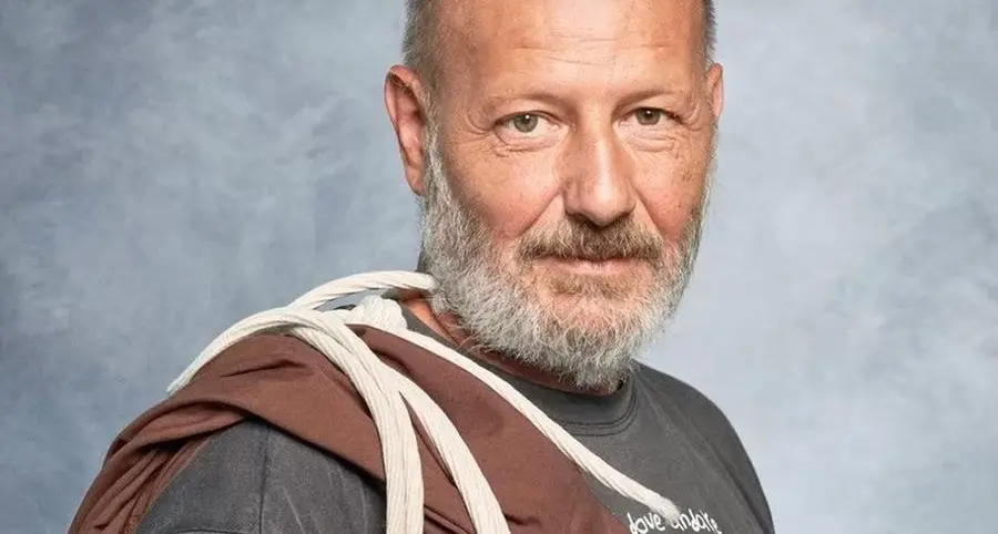 Fra Marco Finco racconta san Francesco a teatro: «La fraternità è la risposta alla solitudine»