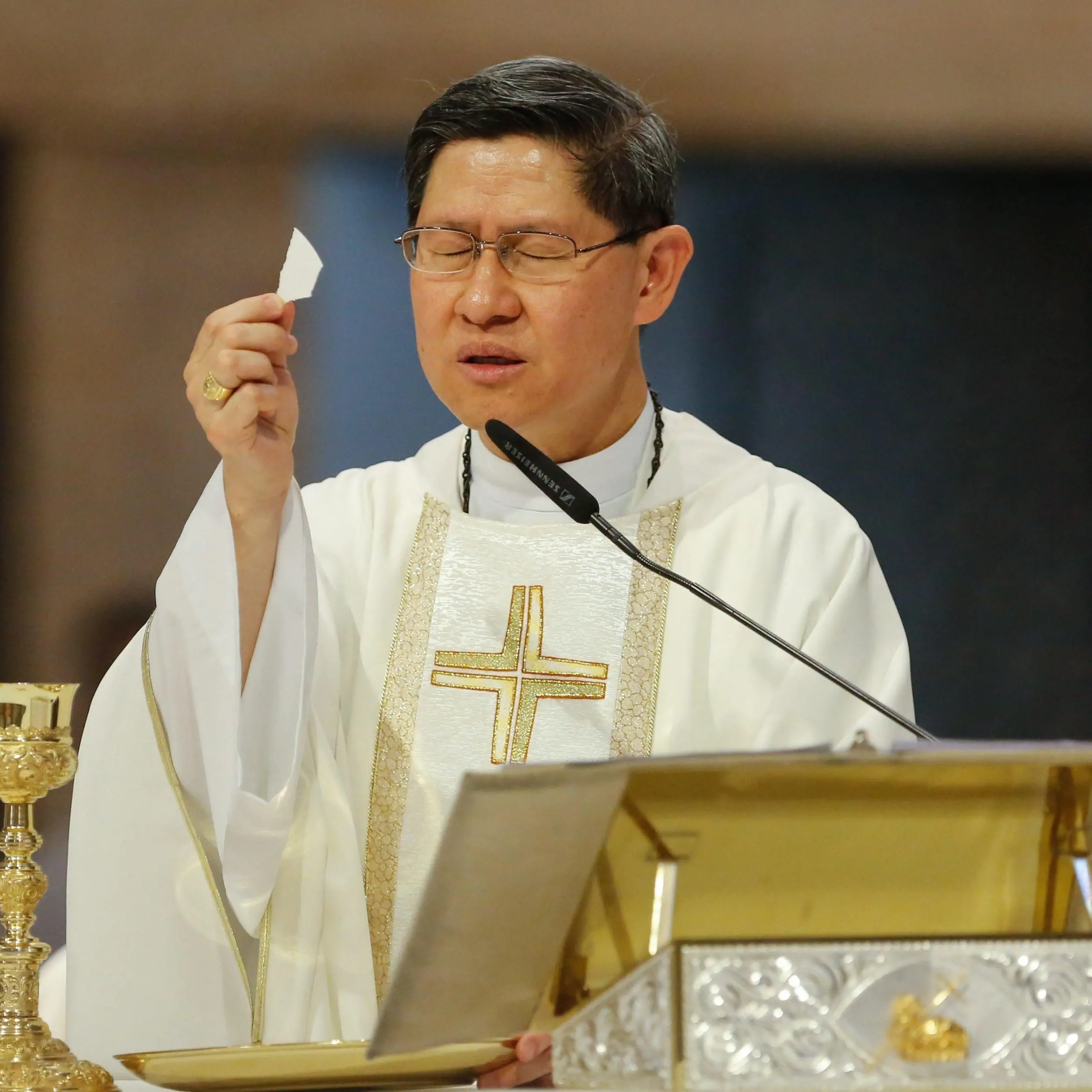 ore 10 - Diretta streaming, a San Pietro la Messa per i 10 anni di Amoris Laetitia