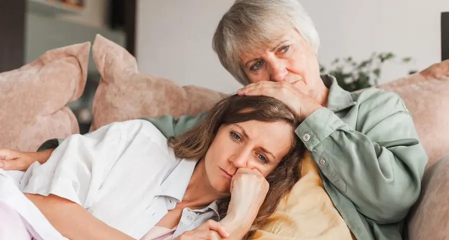 Salute mentale e solitudine dei caregiver, apre uno sportello per sostenere chi cura un proprio caro