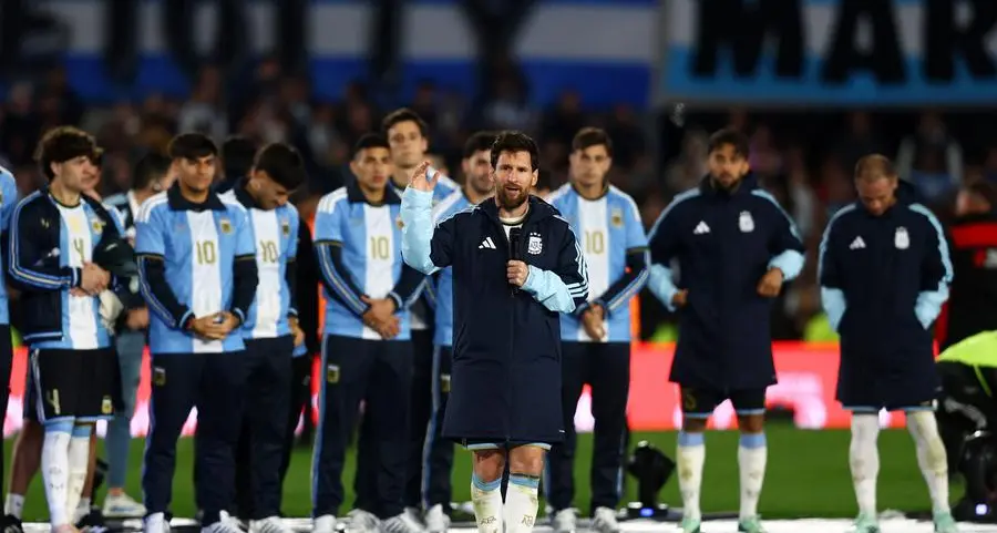 Messi, l’addio all’Argentina e la lettera di Ronaldo, cala il sipario su un’epoca