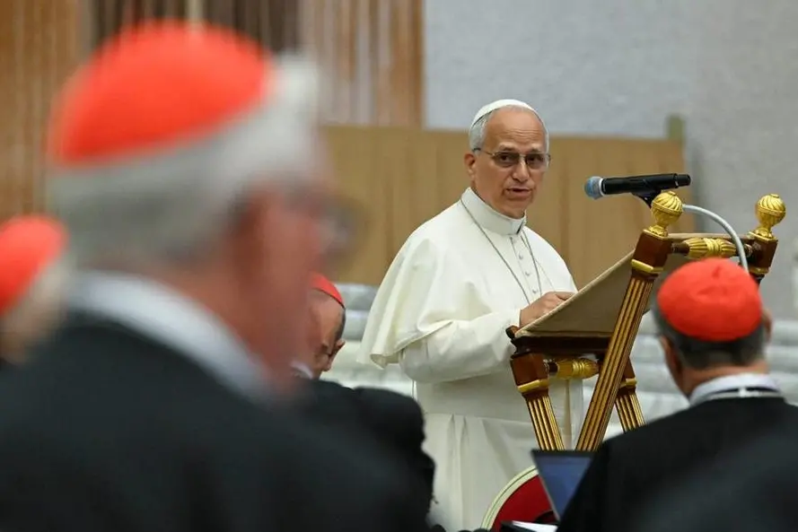 Il Papa durante l\\'apertura dei lavori del Concistoro straordinario nell\\'Aula Paolo VI in Vaticano