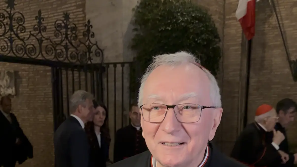 Il cardinale Parolin all'uscita di palazzo Borromeo parla del board of peace di Trump e dice: \"Il Vaticano non parteciperà, delle crisi deve occuparsi l'Onu\"