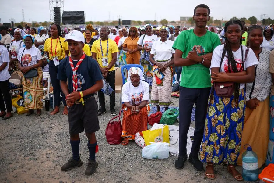 Faithful gathered in Kilamba to participate in the religious service.