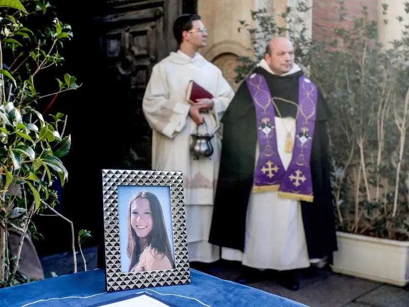 Dopo Crans, la pedagogista: «Ho visto occhi di adolescenti che stanno imparando troppo presto che il futuro non è una promessa certa»